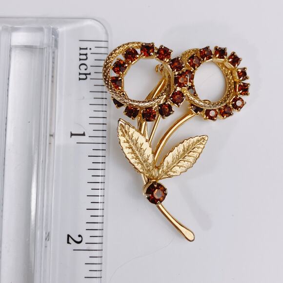 Mid Century Gold Tone Floral Brooch Amber Rhinestone Prong Set 50s Eternity Pin - Picture 6 of 7